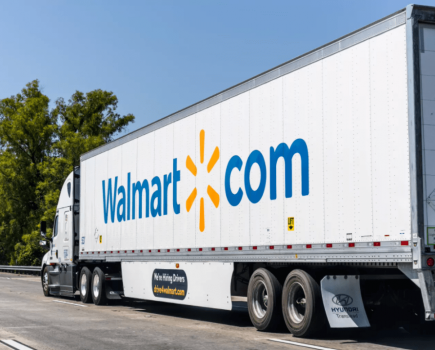 沃尔玛与 Salesforce 合作，为零售客户提供取货和送货技术